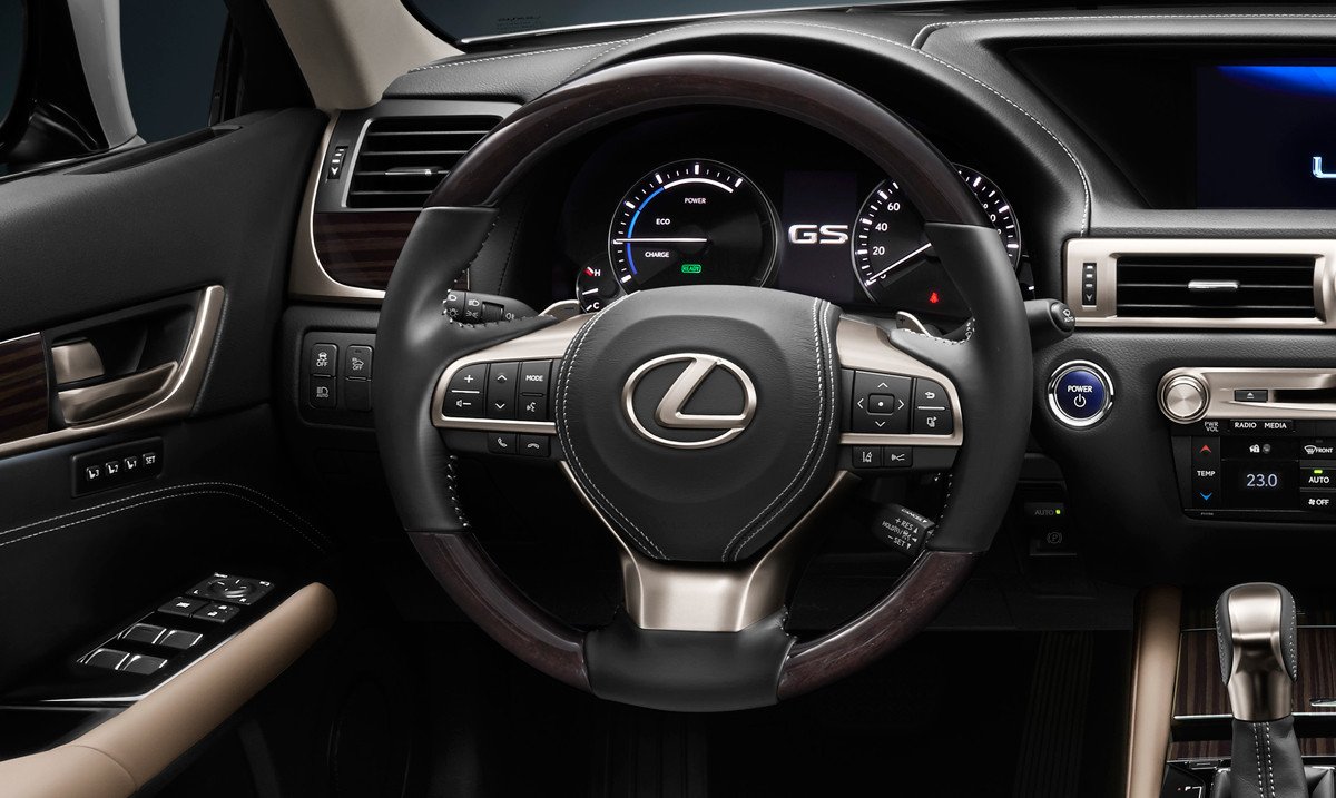El Lexus GS se pone a la venta, las primeras unidades llegarán en 2016