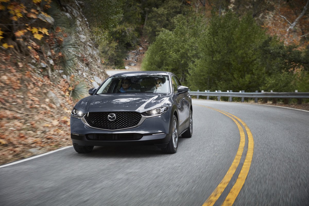 Mazda CX-30 2024, el SUV nipón se actualiza y mejora su arsenal tecnológico