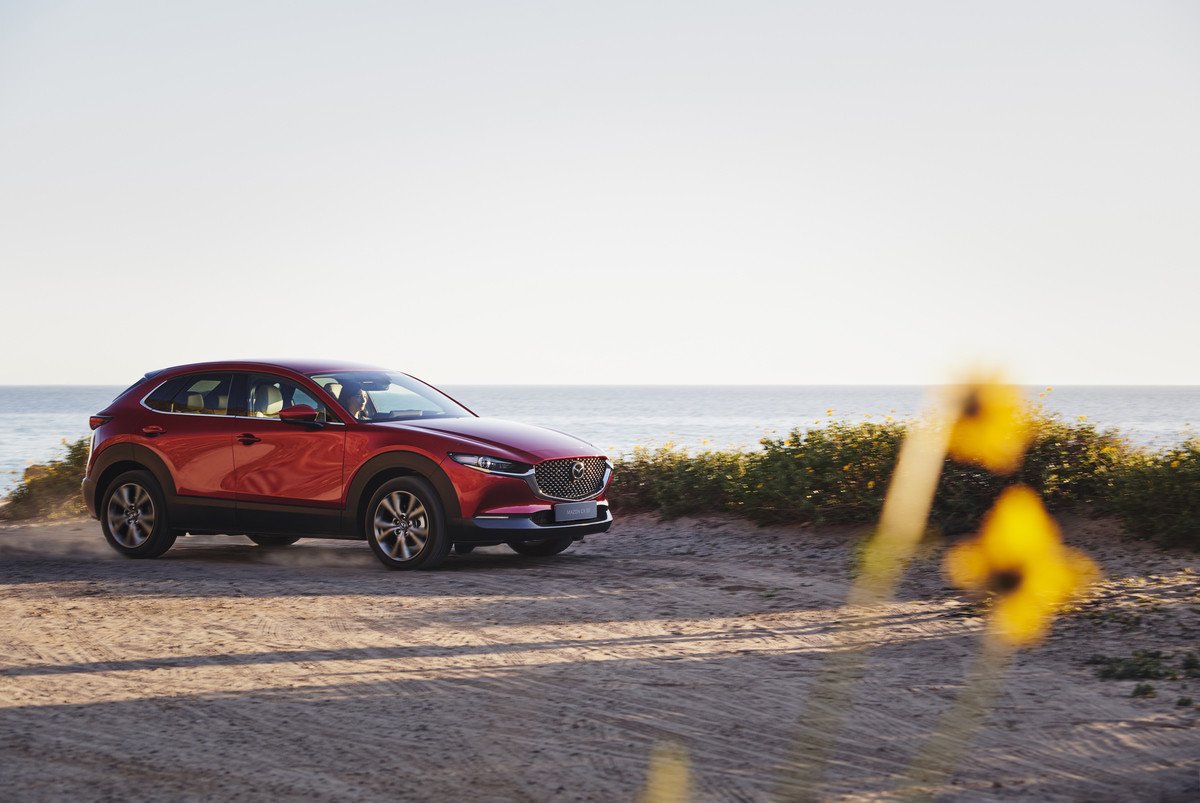 Mazda CX-30 2024, el SUV nipón se actualiza y mejora su arsenal tecnológico