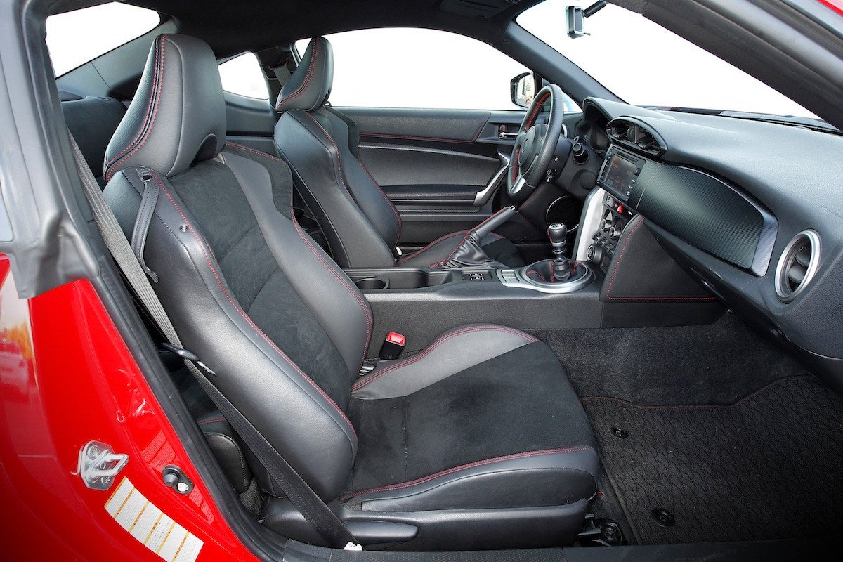 Prueba: Toyota GT86 contra Peugeot RCZ: Propulsión o tracción