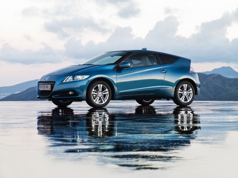 Coches híbridos y coches eléctricos: ¿cuándo se venderán los nuevos modelos?