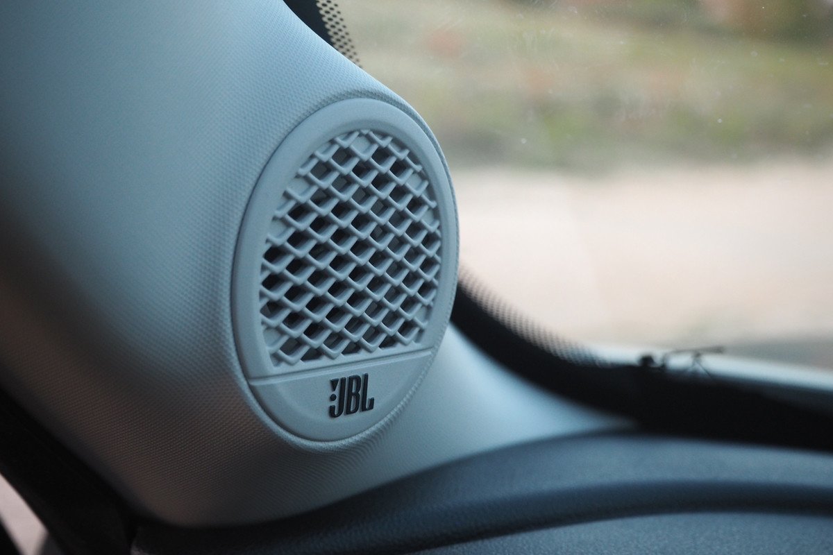Prueba y opinión del Jeep Avenger gasolina: interior, precio y comportamiento 