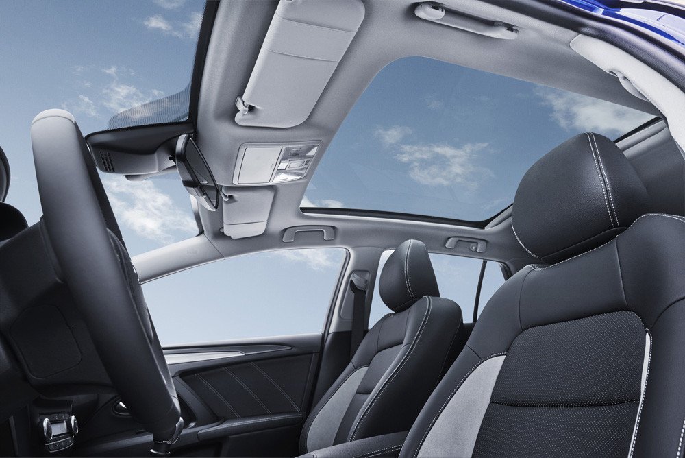 Nuevo Toyota Avensis 2016 con nuevo diseño y motores