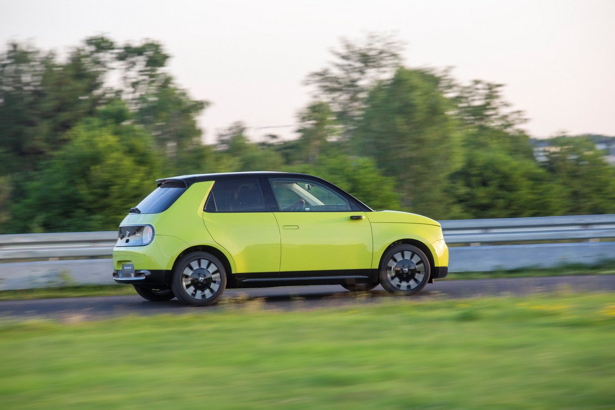 El Honda e promete buenas sensaciones al volante