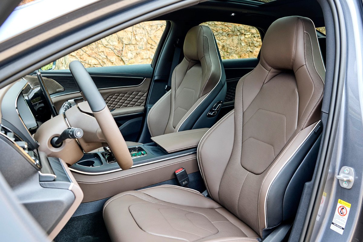 Ya disponibles en España los BYD Tang y Han: todos los detalles de los coches chinos