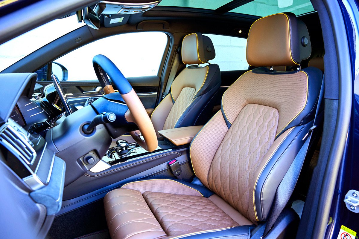 Ya disponibles en España los BYD Tang y Han: todos los detalles de los coches chinos