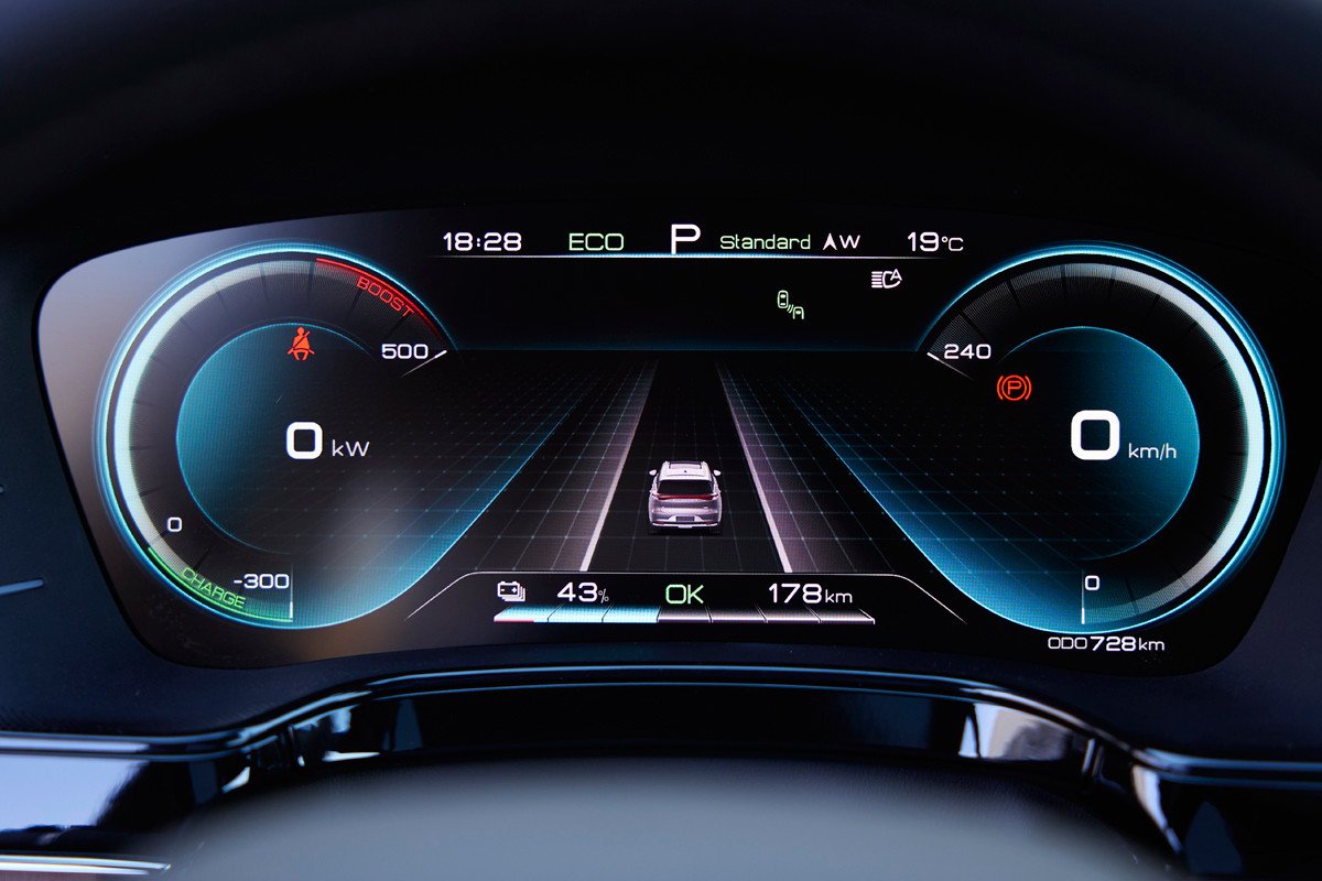 Ya disponibles en España los BYD Tang y Han: todos los detalles de los coches chinos