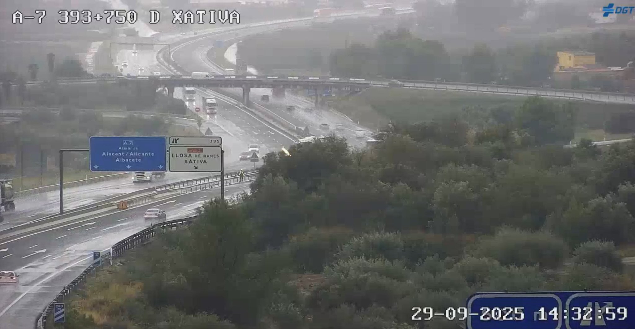 Carreteras cortadas por inundaciones en España hoy, según la DGT