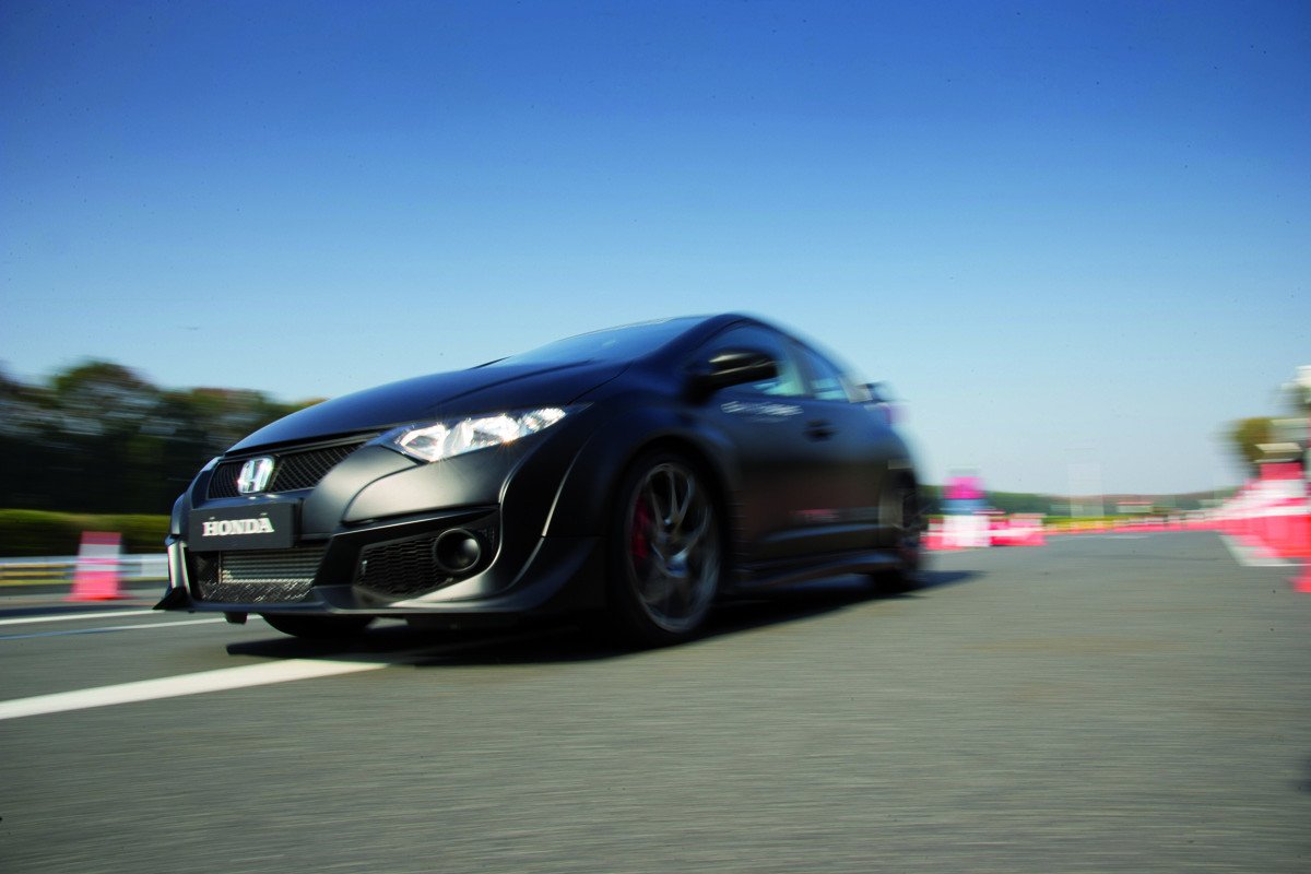 El nuevo Honda Civic Type-R ya rueda sin camuflaje