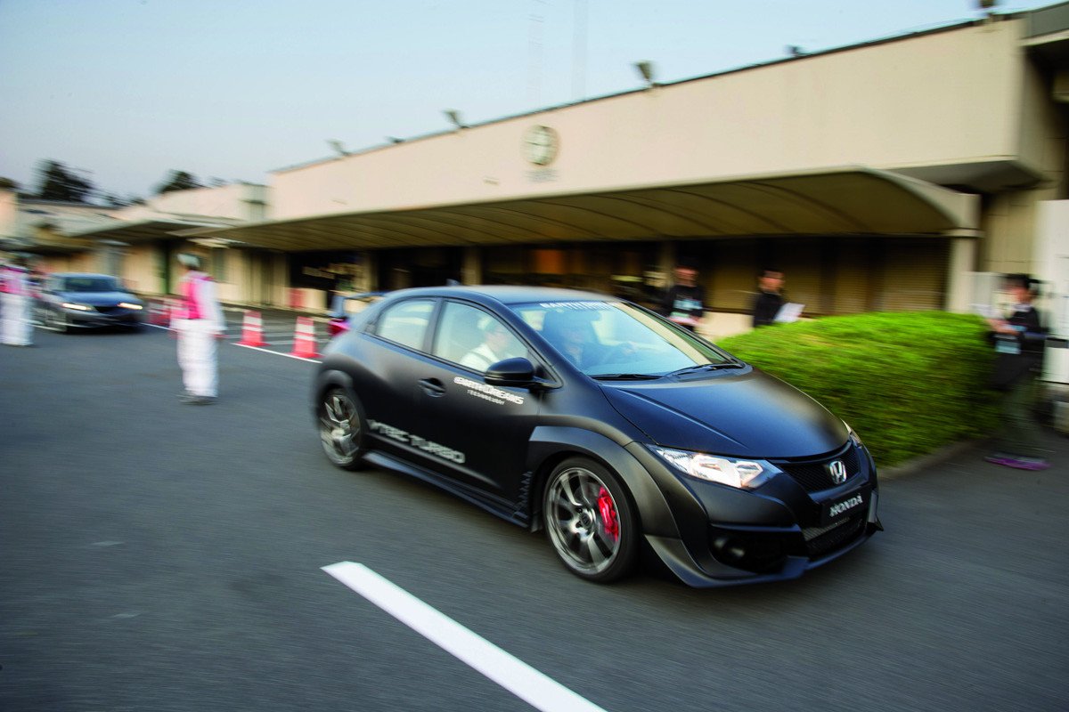 El nuevo Honda Civic Type-R ya rueda sin camuflaje