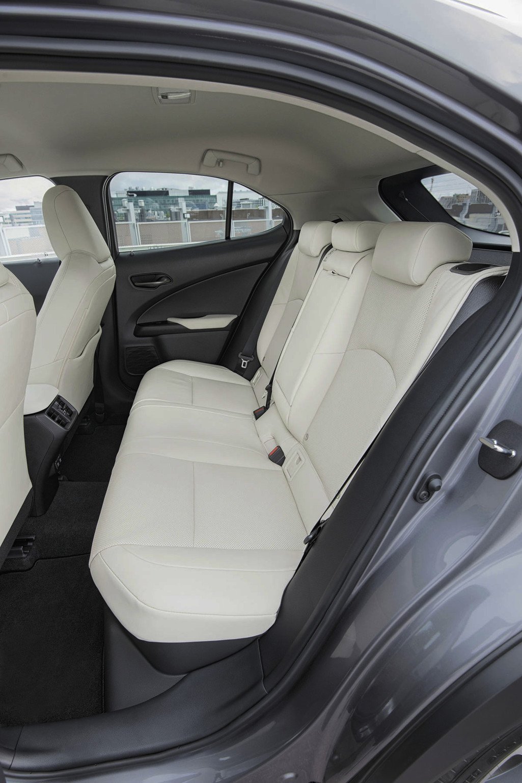 Nuevos datos sobre el Lexus UX