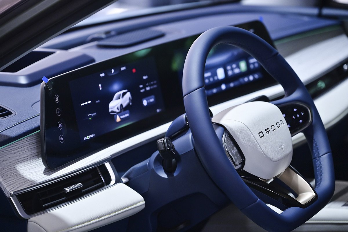 Omoda 5 100% EV interior