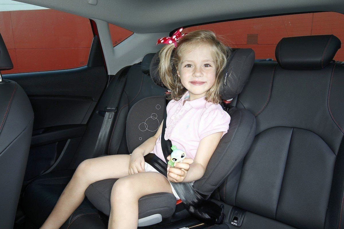  cómo llevar a niños en coche