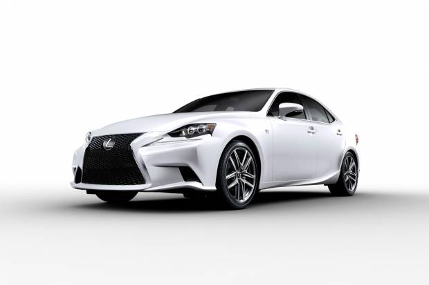 Lexus lanzará en octubre el IS 250