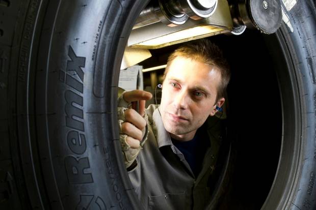 10 millones de neumáticos renovados en Michelin Valladolid