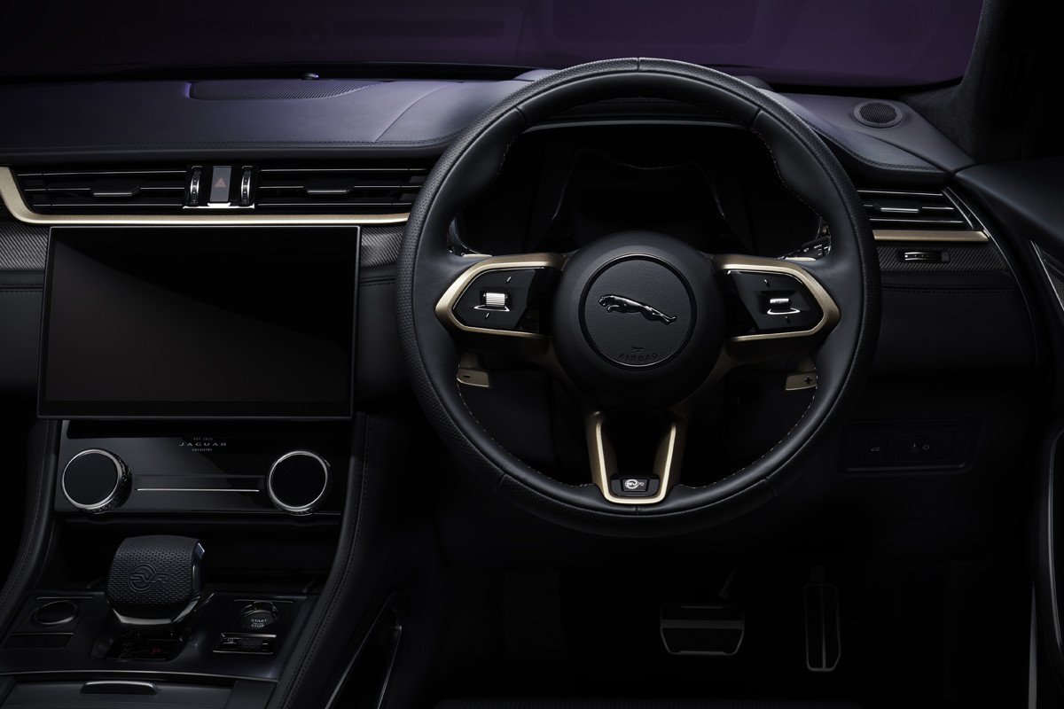 Jaguar F-PACE SVR Edition 1988