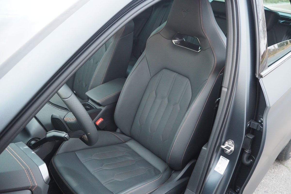 Prueba y opinión del CUPRA León eTSI 150: el híbrido con el precio más contenido