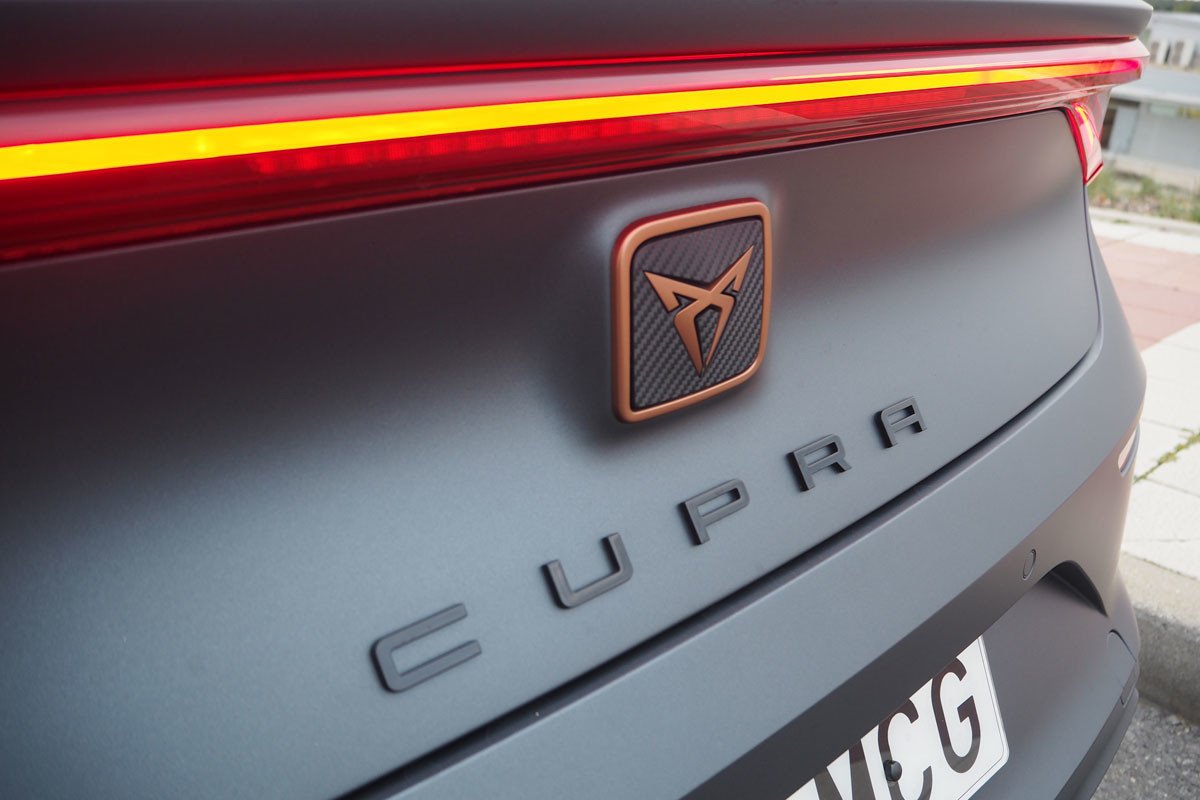 Prueba y opinión del CUPRA León eTSI 150: el híbrido con el precio más contenido