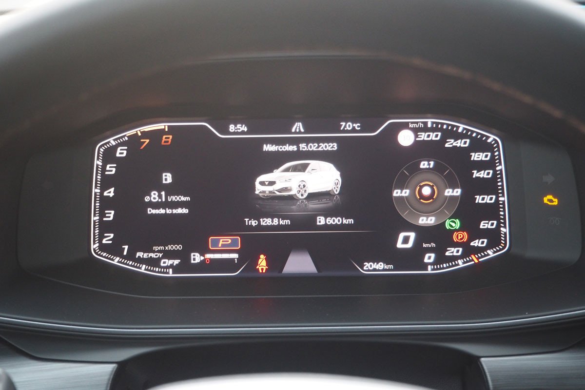 Prueba y opinión del CUPRA León eTSI 150: el híbrido con el precio más contenido