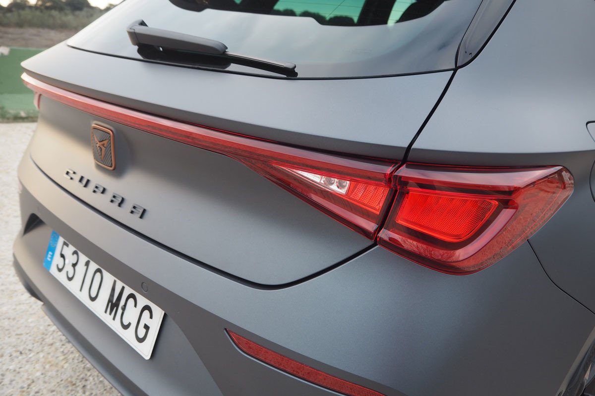 Prueba y opinión del CUPRA León eTSI 150: el híbrido con el precio más contenido