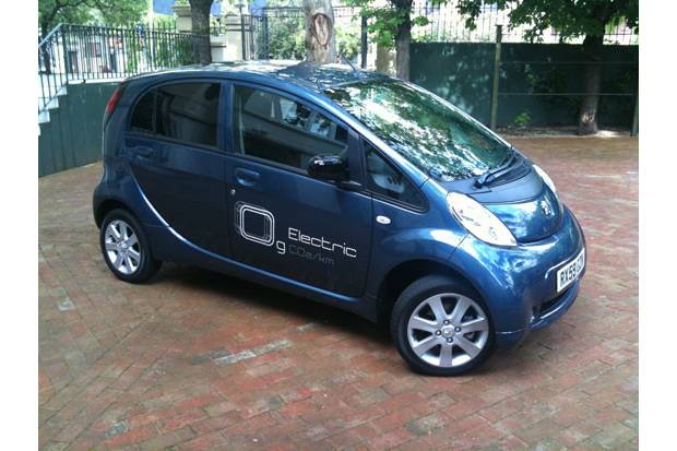 Prueba: Peugeot iOn disponible a partir de diciembre 2010