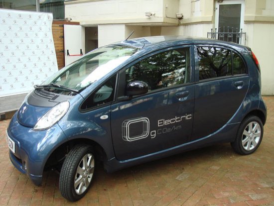 Prueba: Peugeot iOn disponible a partir de diciembre 2010