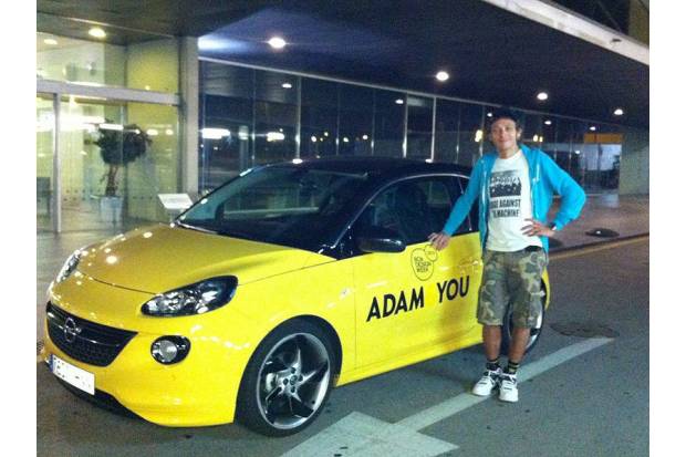Opel Insignia y Adam: Los coches de Valentino Rossi