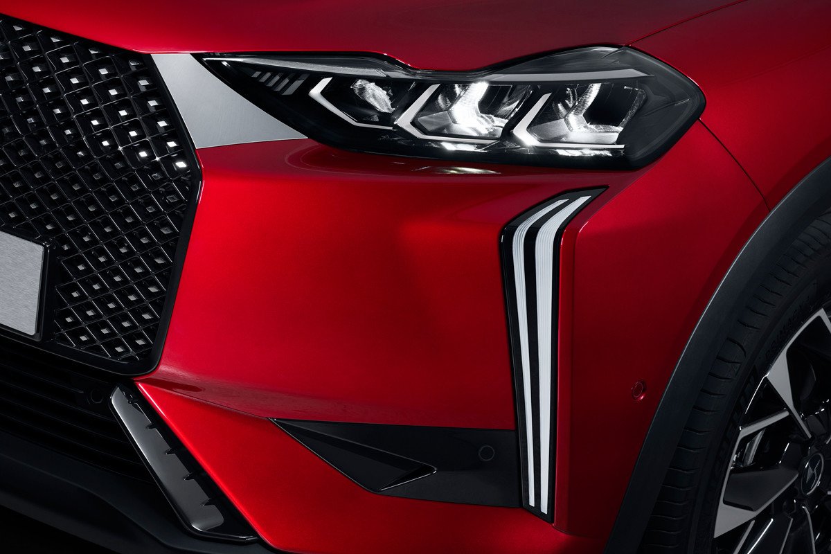 Nuevo DS 3: pequeño cambio de imagen, más tecnología y una versión eléctrica mejorada