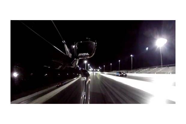 Vídeo: Bugatti Veyron vs Nissan GT-R R35