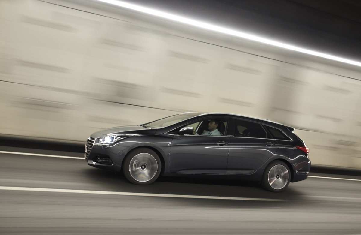 Nuevo Hyundai i40 Sedan y CW 2016: mejorando lo presente