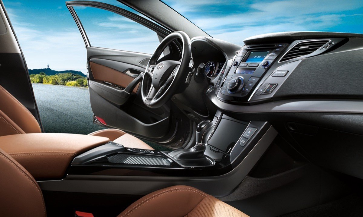 Nuevo Hyundai i40 Sedan y CW 2016: mejorando lo presente