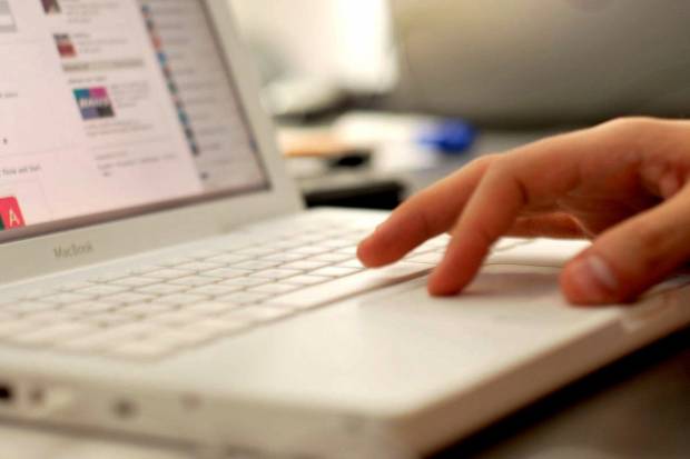 Cómo renovar tu carnet de conducir europeo si te caduca en España