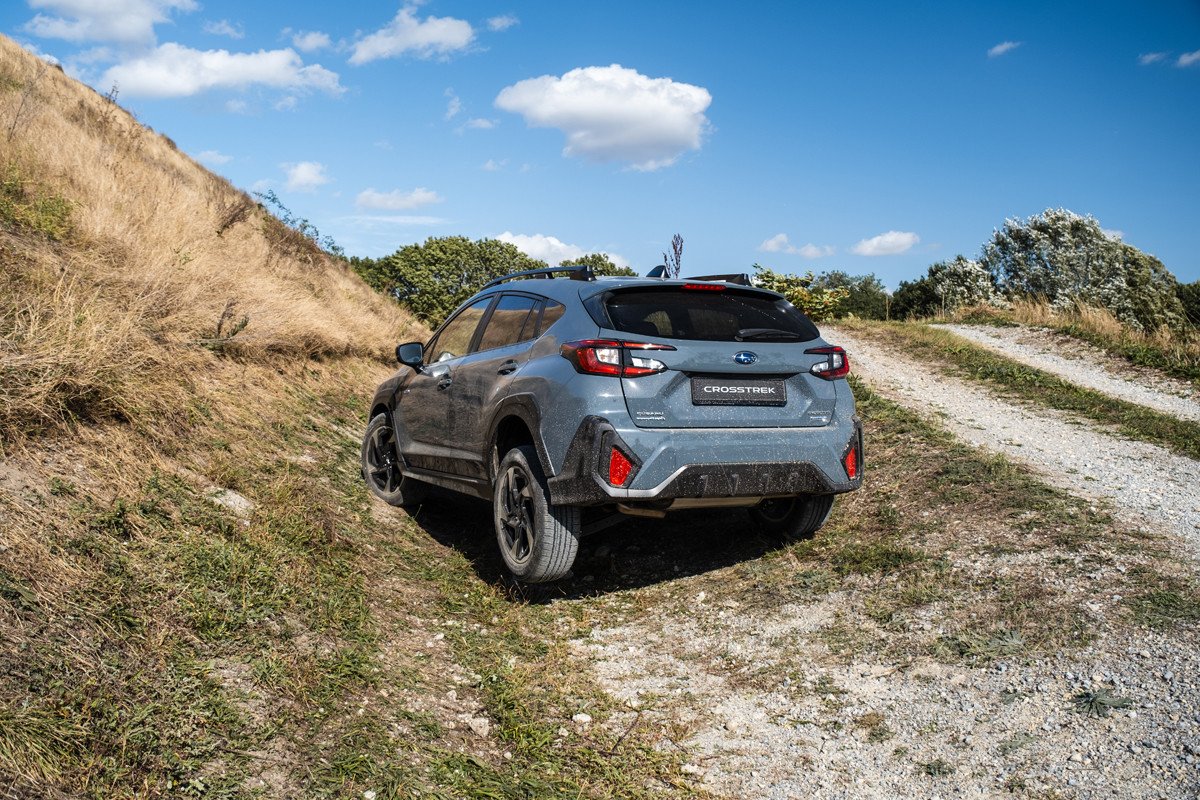 Prueba del Subaru Crosstrek: tracción total, 150CV, desde 220 €/mes y mejor que el XV