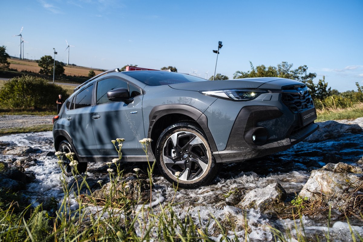 Prueba del Subaru Crosstrek: tracción total, 150CV, desde 220 €/mes y mejor que el XV