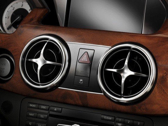 Mercedes GLK 2012, mejoras de diseño para el SUV mediano