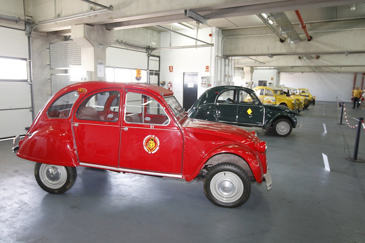 Concentración Mundial Citroën 2CV: récord de participación y asistencia 