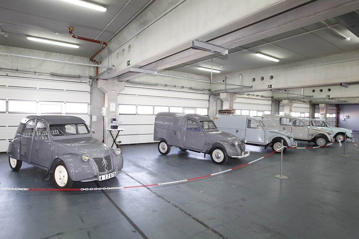 Concentración Mundial Citroën 2CV: récord de participación y asistencia 