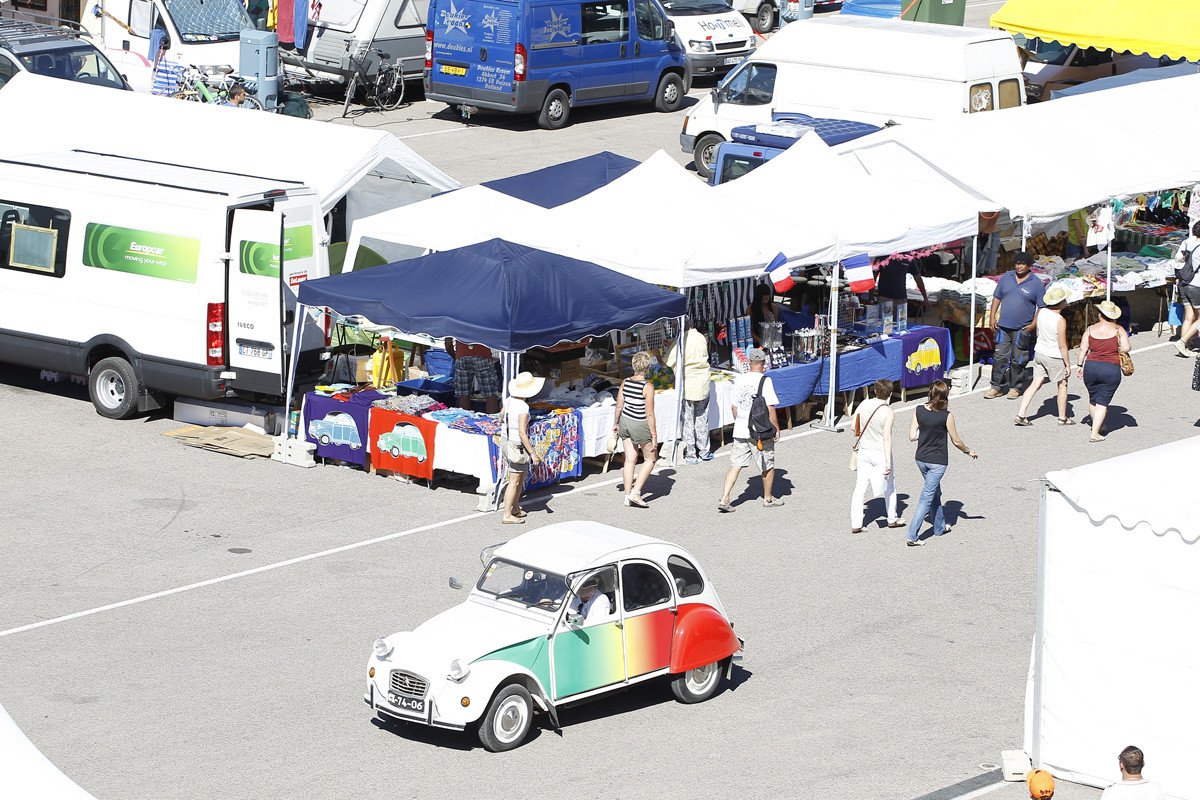 Concentración Mundial Citroën 2CV: récord de participación y asistencia 