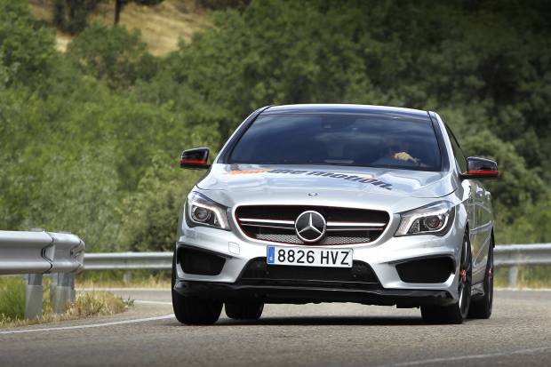 Mercedes CLA 45 AMG, Audi Q3 RS y Porsche Cayenne GTS: probamos los mejores deportivos 