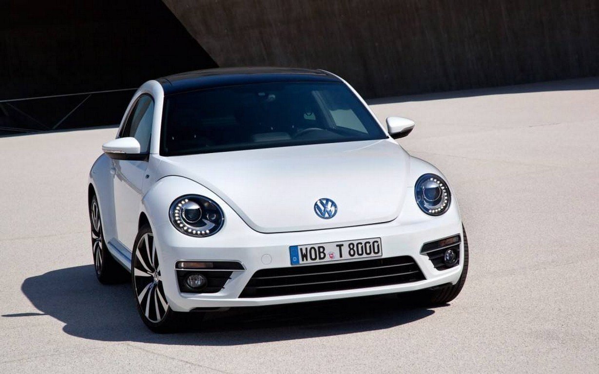 Nuevo Volkswagen Beetle R-Line: el escarabajo más deportivo