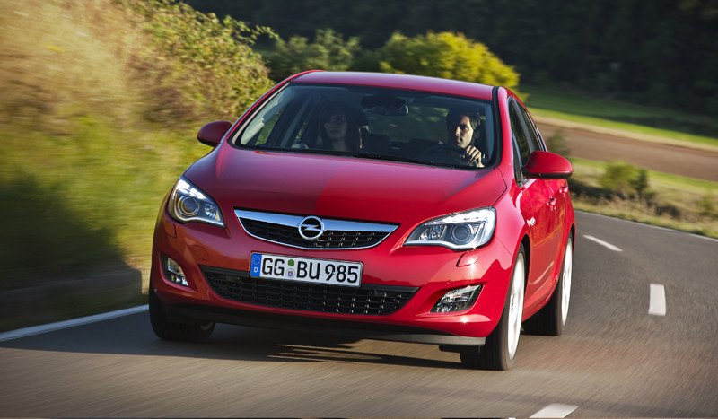 El nuevo Astra planta cara al Golf