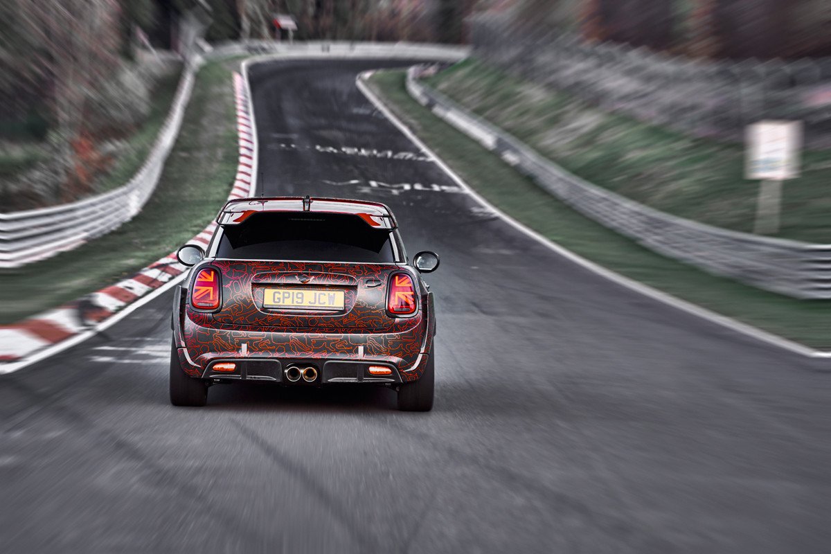 Primeras imágenes completas y vídeo del Mini John Cooper Works GP
