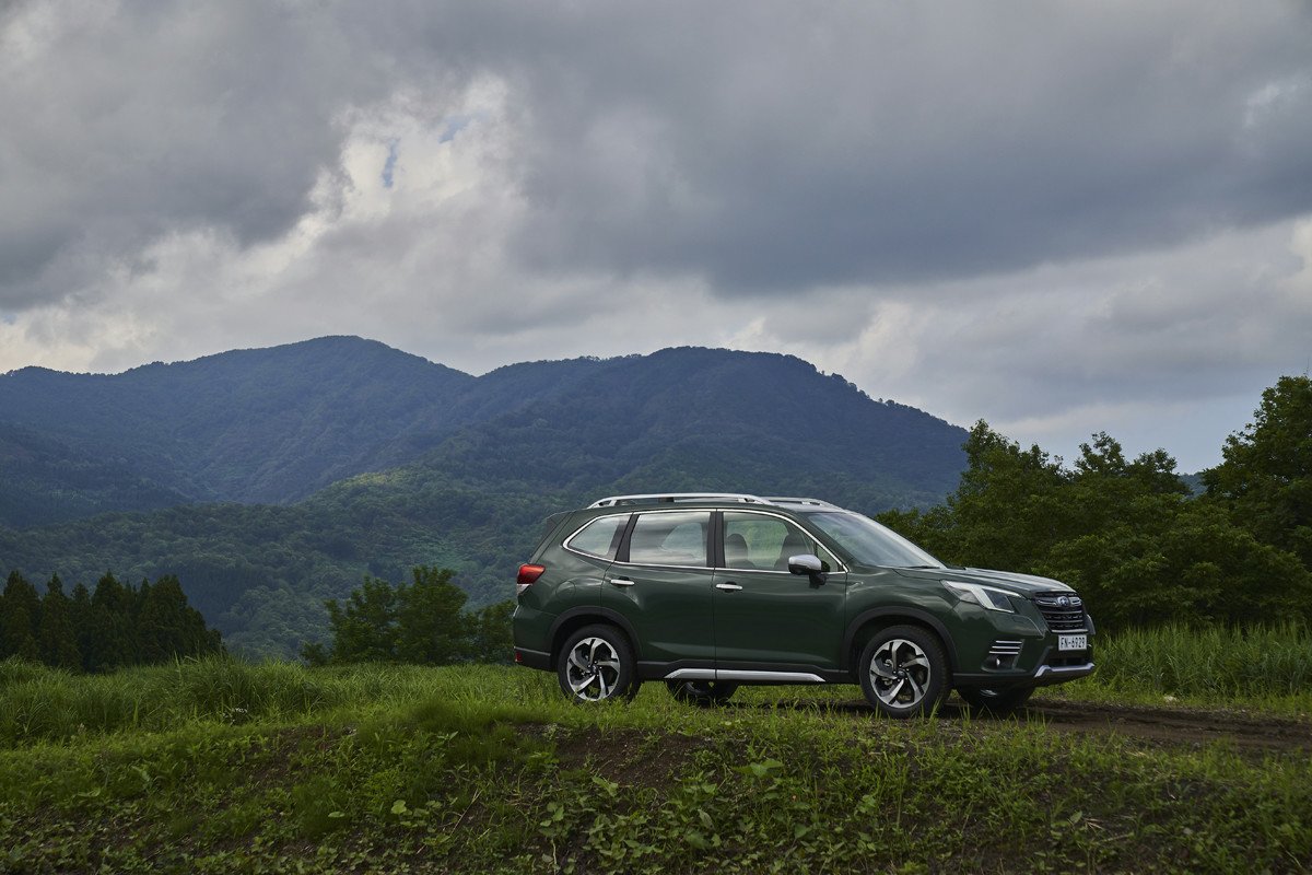 Prueba nuevo Subaru Forester: pequeños cambios, mucho 4x4 y motor híbrido