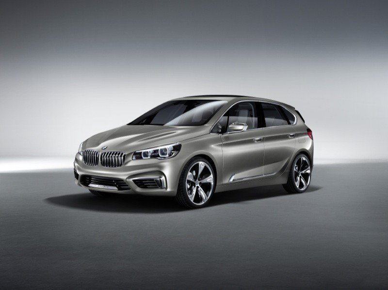 BMW presenta un coche híbrido enchufable