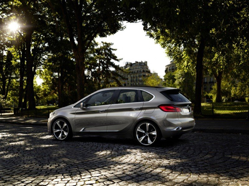 BMW presenta un coche híbrido enchufable