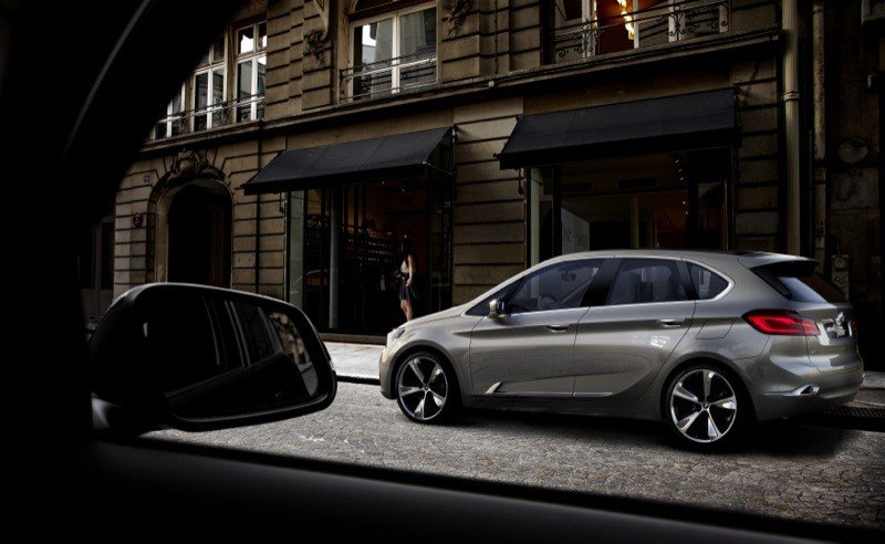 BMW presenta un coche híbrido enchufable