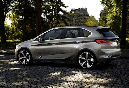 BMW presenta un coche híbrido enchufable