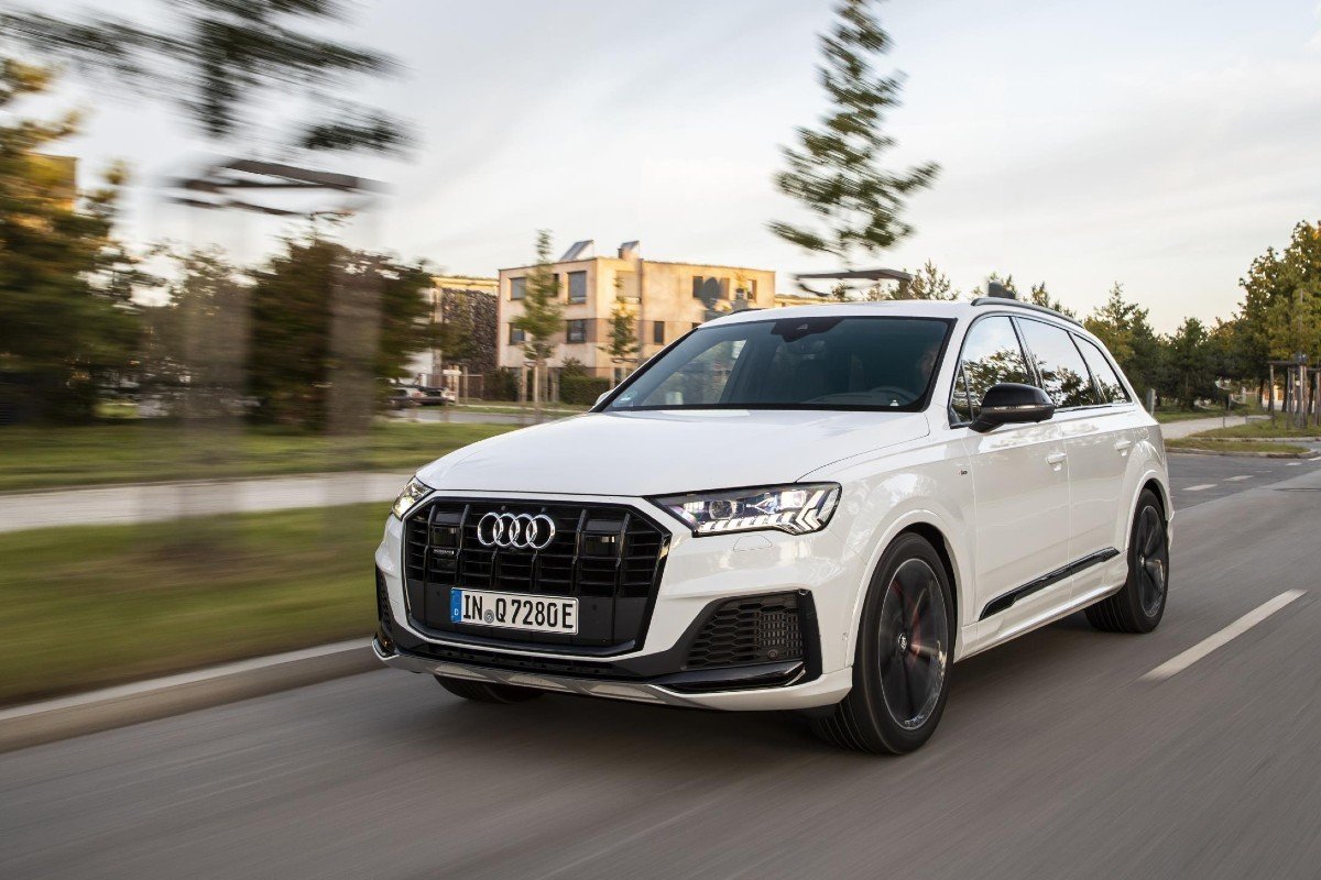 Audi Q7 TFSIe quattro: potente, eficiente... y enchufable