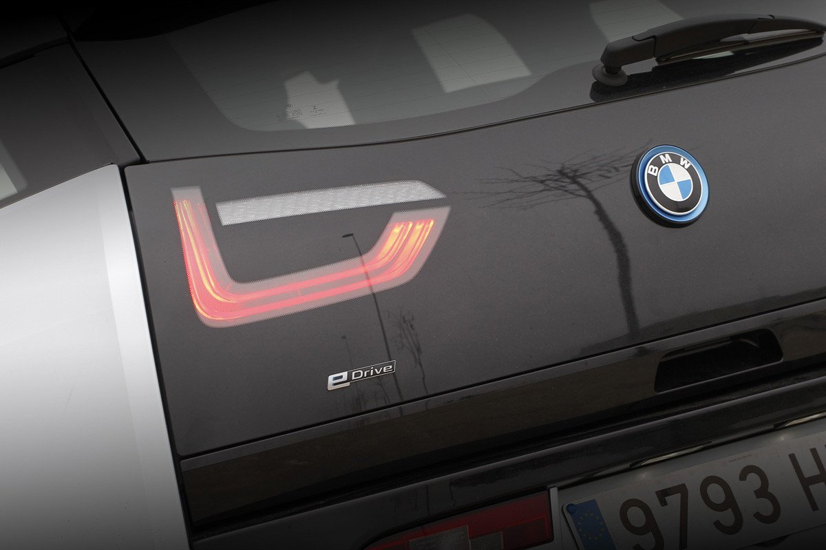 Prueba 10: BMW i3, el primer coche cien por cien eléctrico de BMW