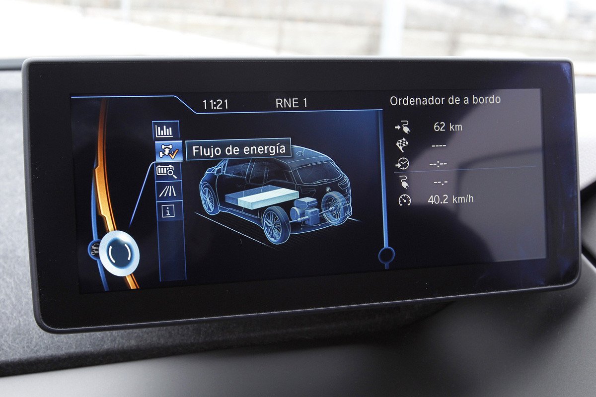 Prueba 10: BMW i3, el primer coche cien por cien eléctrico de BMW